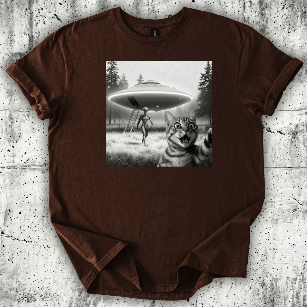 Alien and the Cat T-Shirt